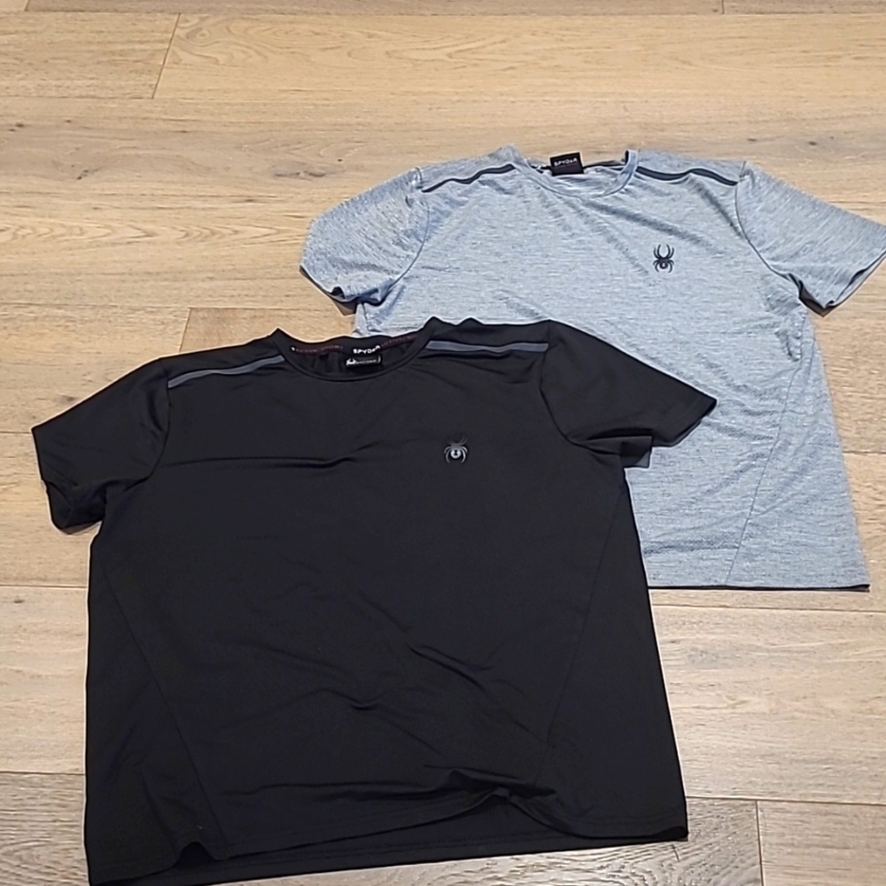 SPYDER Active T-shirts